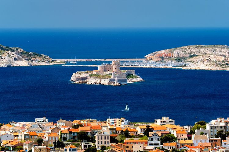 Le château de l'île d'If dit "château d'If"