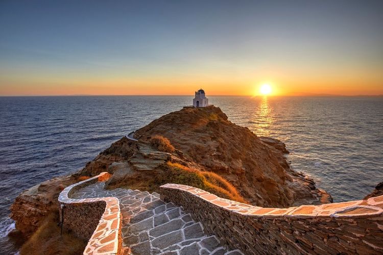La chapelle des sept martyrs de Kastro, Sifnos