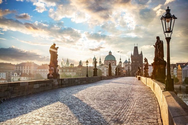 Vue depuis le pont Charles à Prague