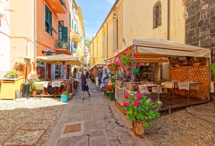 Una strada di Monterosso