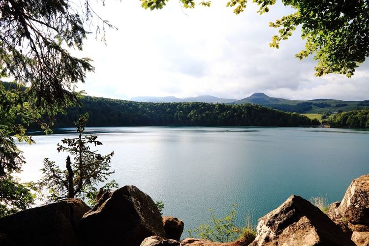 Lac Pavin, Besse-et-Saint-Anastaise, France