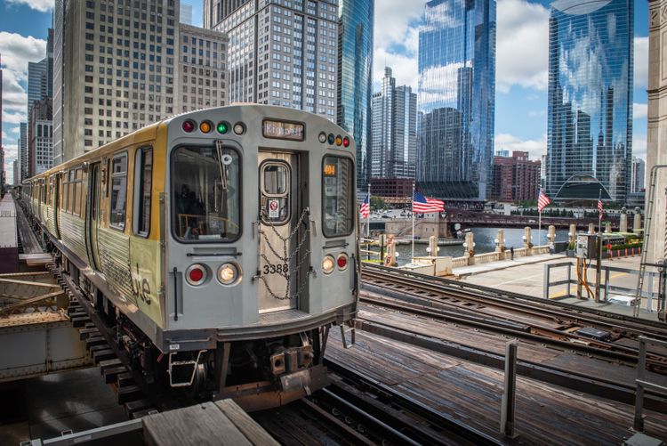 Metro en el distrito Loop de Chicago