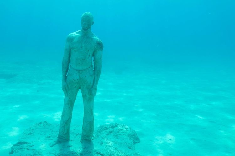 Diving at the Atlántico Underwater Museum