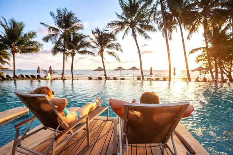 Le bonheur du surclassement se savoure au bord de la piscine