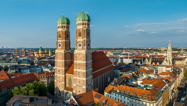 la cathédrale de Munich, gothique et reconnaissable entre mille