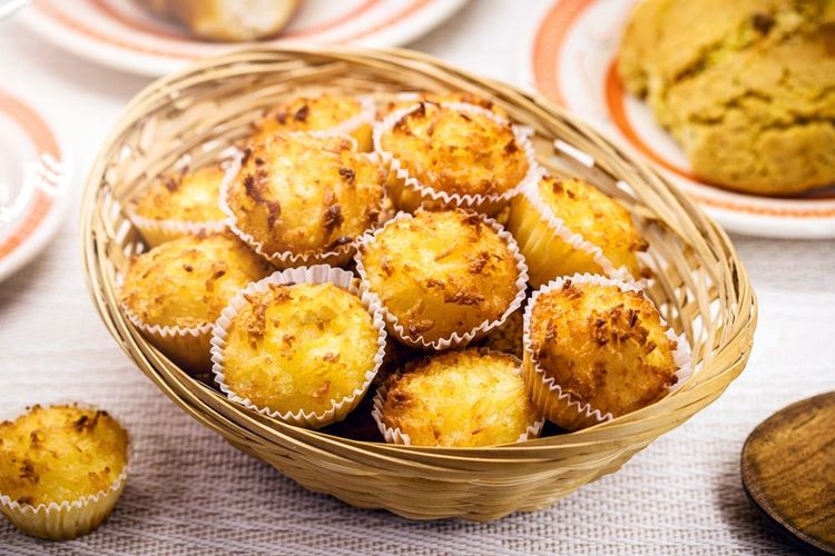 Les queijadas, petites tartelettes au fromage