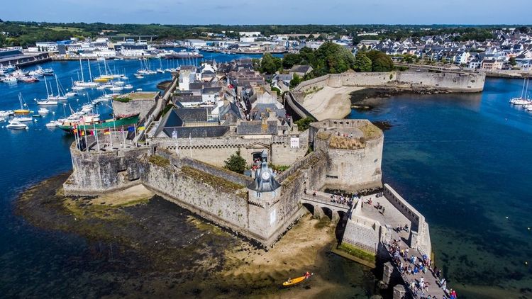Vue aérienne de Concarneau