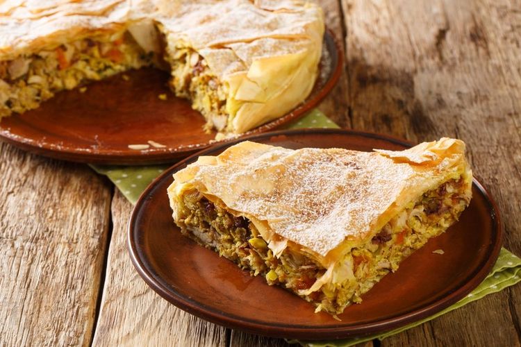 pastilla marocaine au poulet et petits légumes