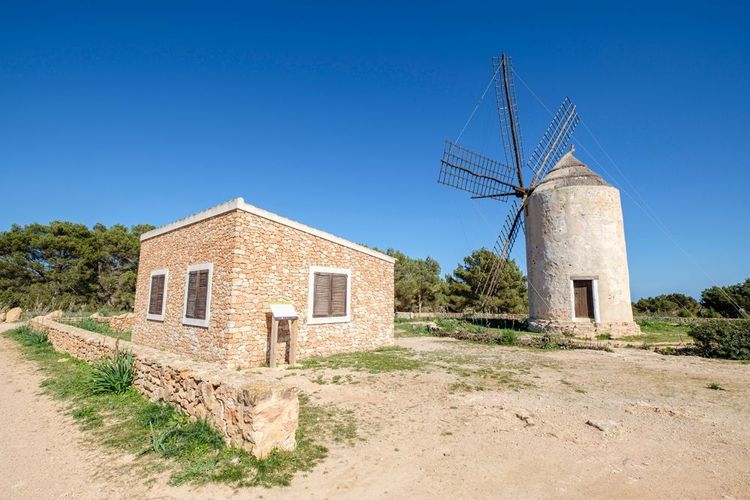 Moulin Molí Vell de la Mola (1778), à El Pilar de la Mola