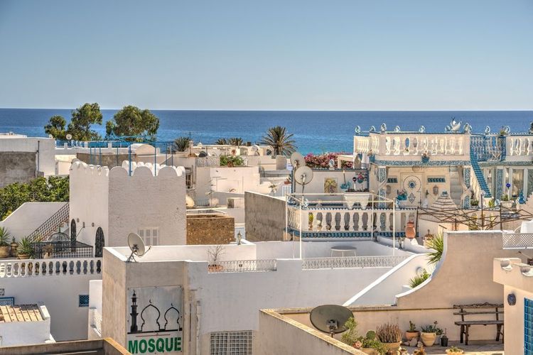 Hammamet, avec en toile de fond, la Méditerranée.
