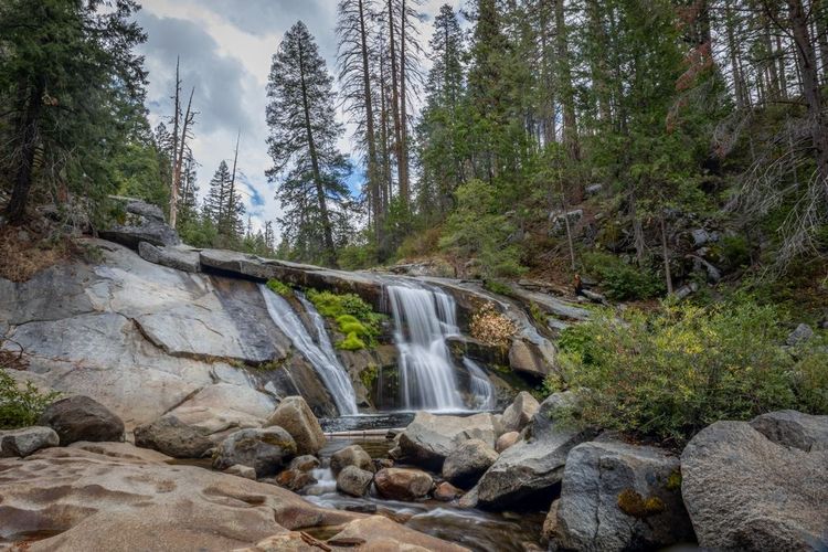  sentier des chutes de Carlon (Groveland), jusqu'à la cascade, une belle nature au parc national de Yosemite, Californie, États-Unis