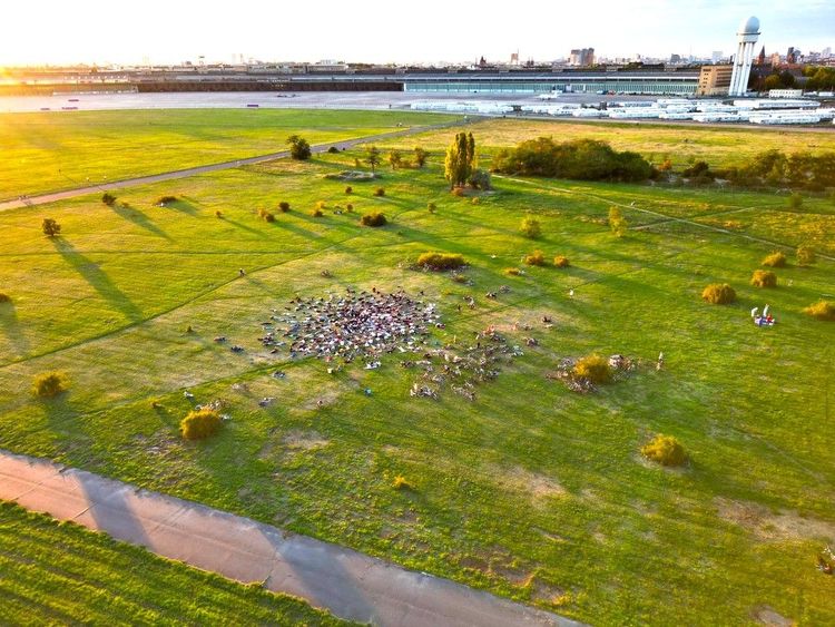 Vue aérienne sur le Tempelhofer Feld