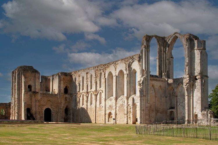 l'ancienne abbaye Saint-Pierre de Maillezais