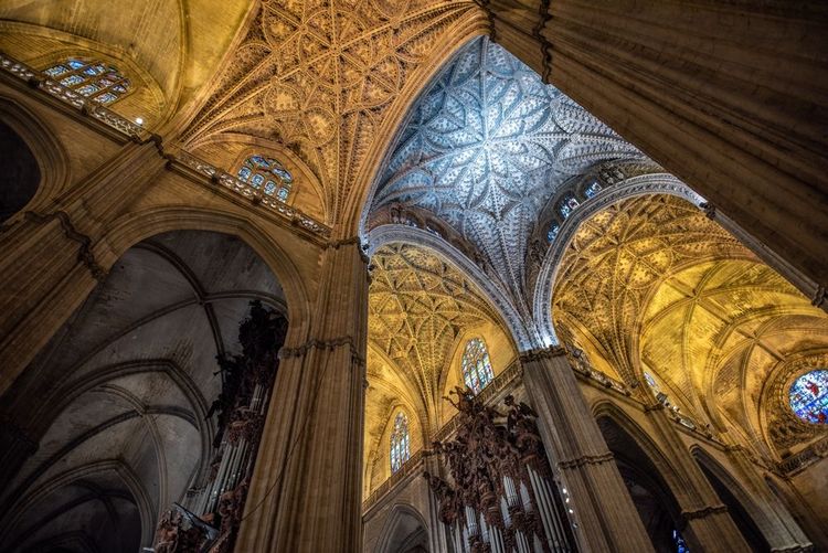 Les voutes de la Cathédrale de Séville.
