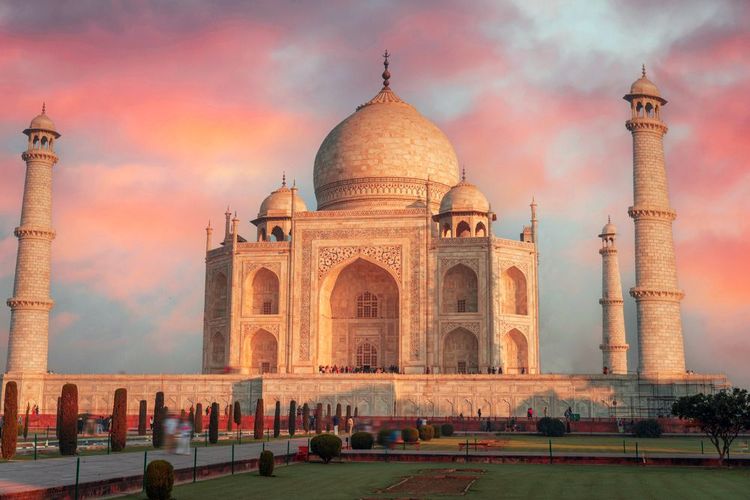 Le Taj Mahal, une palette de couleurs tout le long de la journée