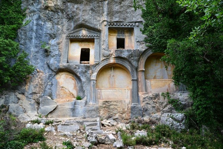 Nécropole troglodyte de Termessos