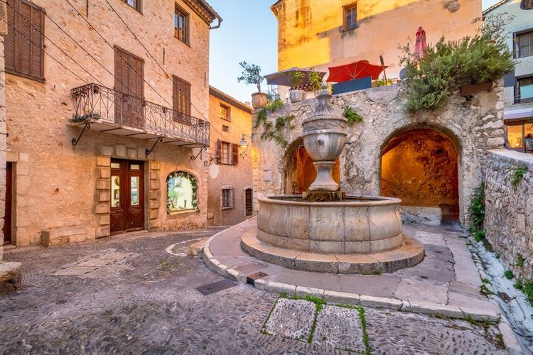 The Grande Fontaine in the village of Saint-Paul-de-Vence at dusk