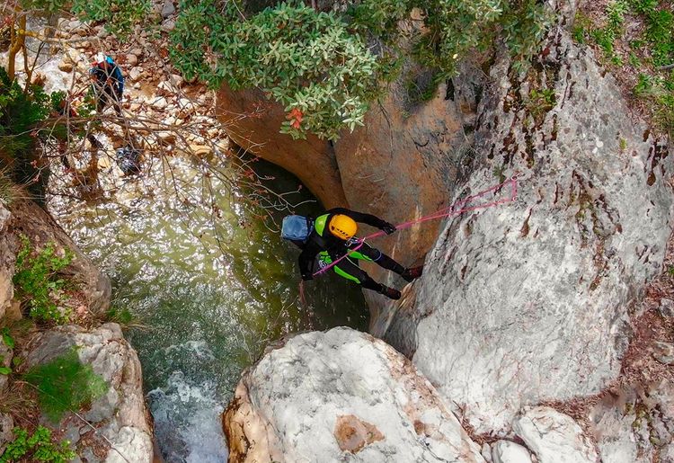 Le canyoning, c'est l'aventure, mais la prudence doit toujours rester de mise