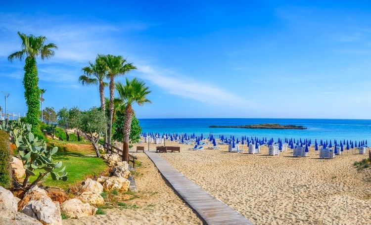 Plage à Protaras