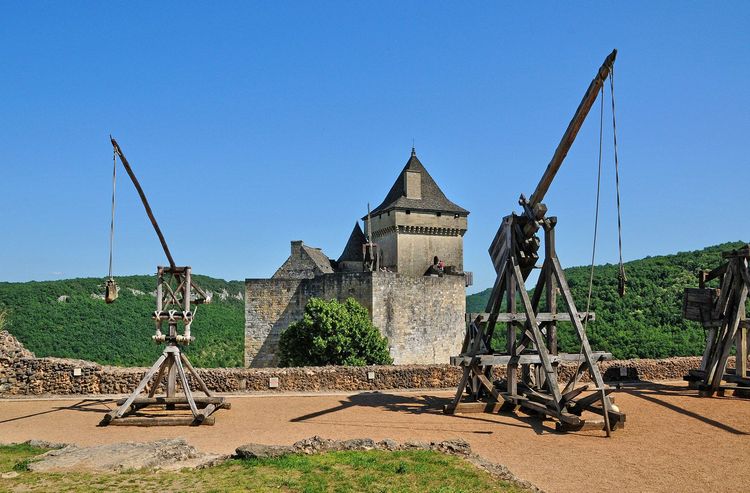 Les catapultes du château de Castelnaud