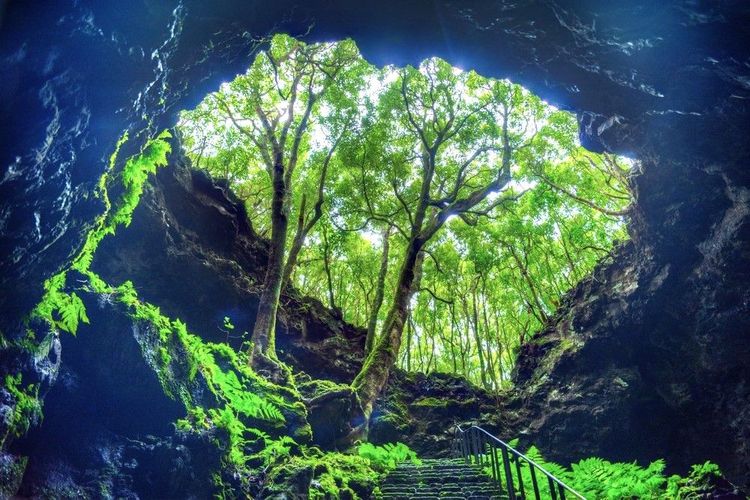 Grotte de Das Torres, au sud de Madalena, à Cabeço do Bravo