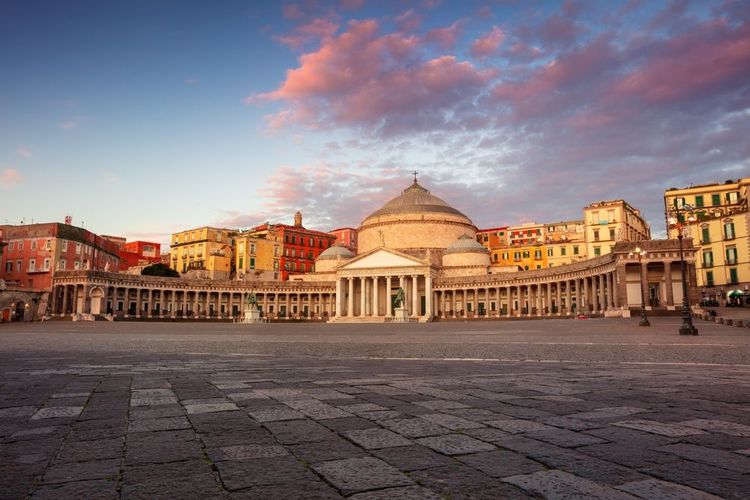 Piazza del Plebiscito à Naples