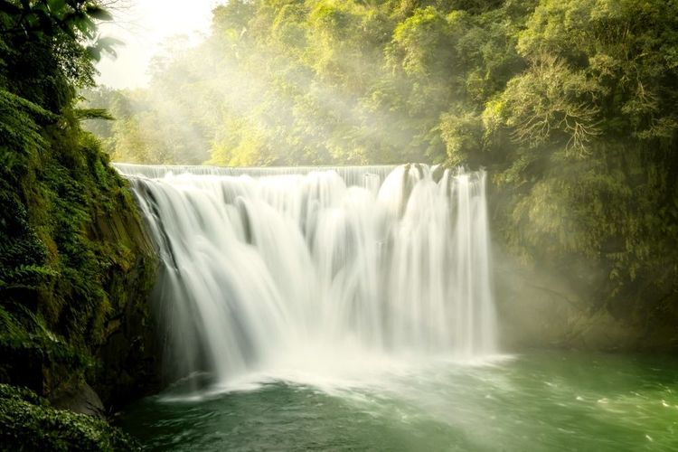 La cascade de Shifen, Taïwan