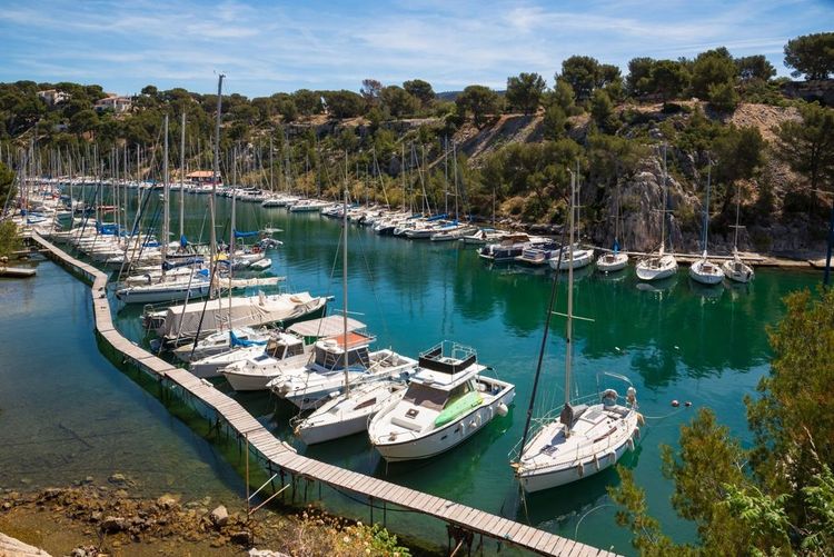 Le port de plaisance de Port-Miou.
