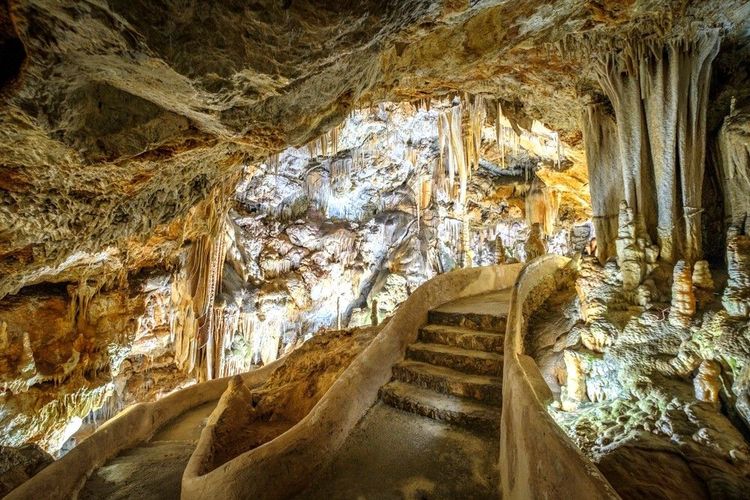 La grotte de Campanet, paysage naturel de la Serra de Tramuntana,