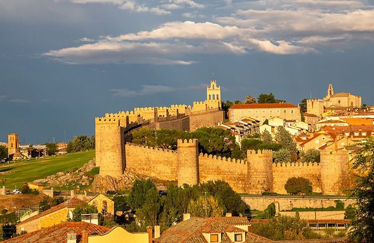 Avila et son imposante muraille