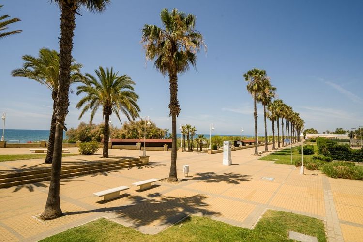 Vue sur la dighe et la plage d'Islantilla