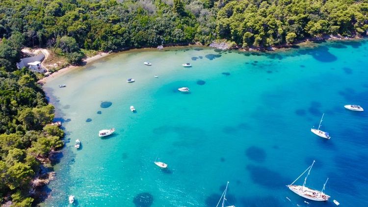 Petite plage près de Zadar