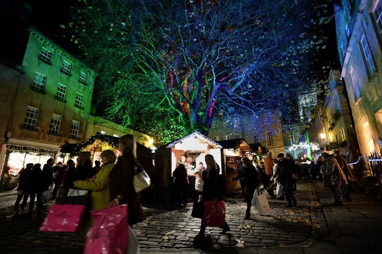 Le marché de Noël de Bath, en Grande-Bretagne.