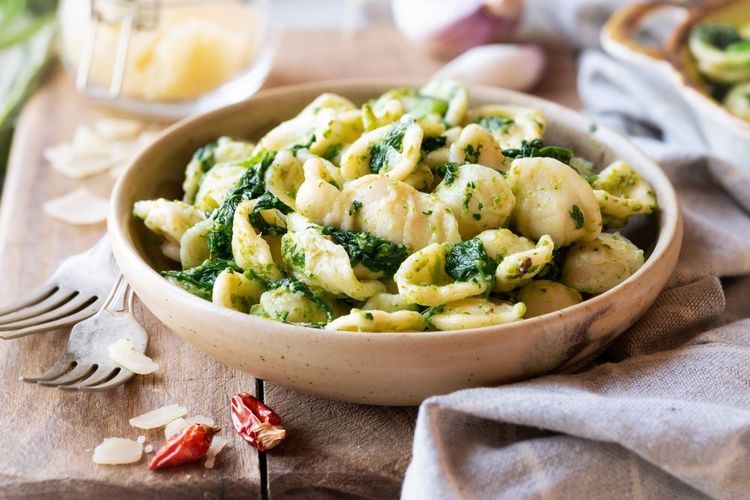 Pâtes orecchiette aux fanes de navet