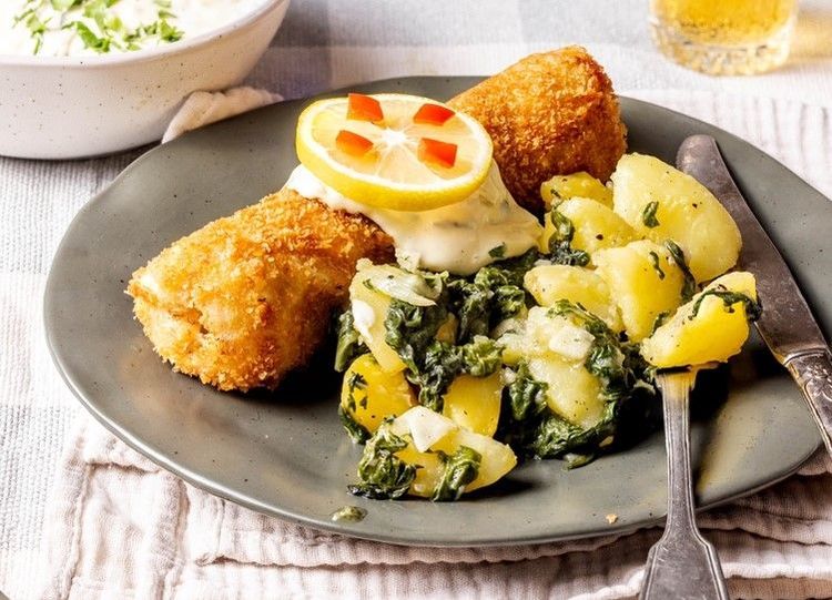 Karadjordjeva schnitzel servi avec des pommes de terre