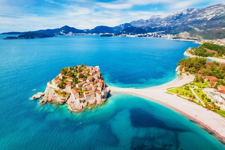 Les deux plages de Sveti Stefan Beach