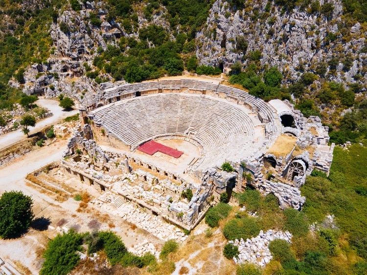 Le théâtre de Myre
