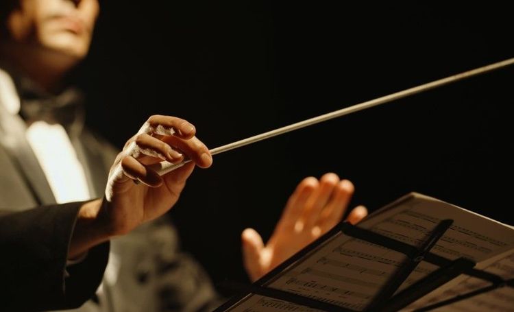 Chef d'orchestre en action