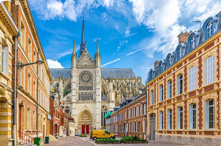 Amiens en hiver, avec sa cathédrale