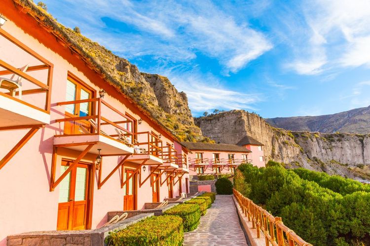 Hôtel dans le canyon de Colca, au Pérou, en Amérique du Sud.