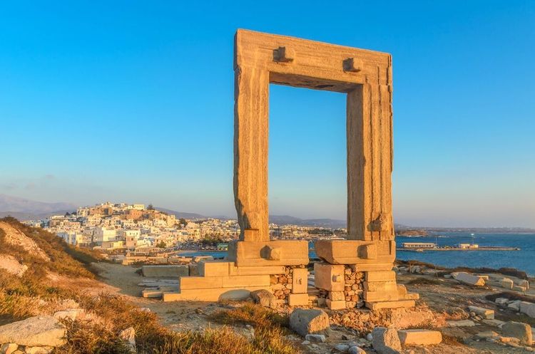 La Portara, une porte sur naxos