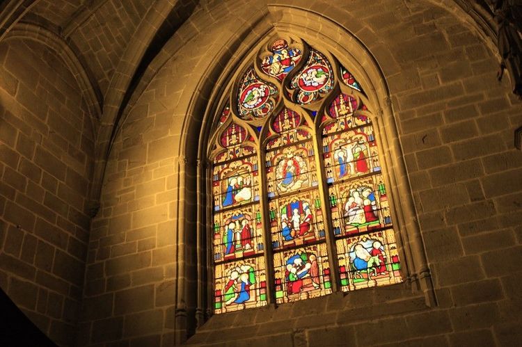 Les vitraux de l'église de Vitré
