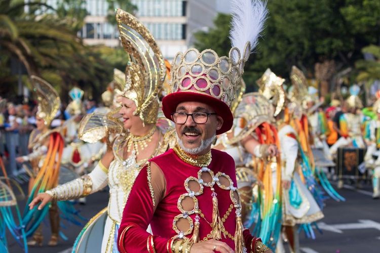 Parade finale, le "Coso", Carnaval de Santa Cruz de Tenerife 2024, Iles Canaries, Espagne