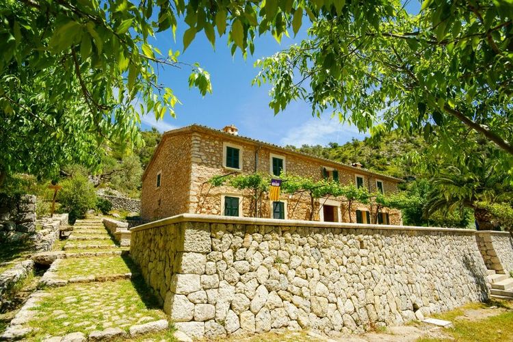 Refuge Verds De Tossals sur le grand sentier de randonnée (G.R. 221), Soller