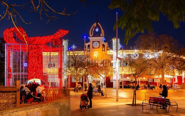 Santa Coloma de Gramenet décoré pour Noël, Barcelone