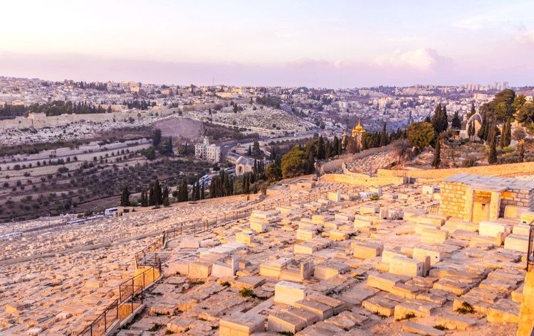 Le bas du Mont des Oliviers avec le Cimetière Juif