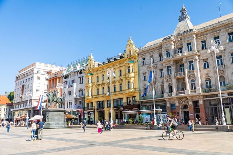 Vue sur la place Ban Josip Jelači, Zagreb