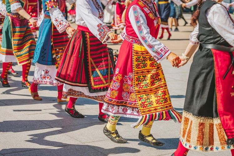 Danse traditionnelle bulgare