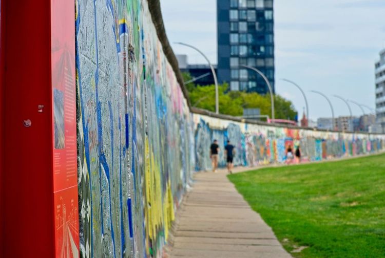 Le mur, tel qu'il s'élève encore aujourd'hui
