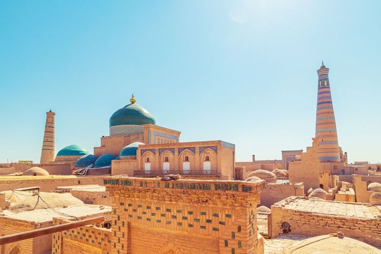 Pakhlavan Mahmud et du minaret Islam Khoja. Khiva, Ouzbékistan